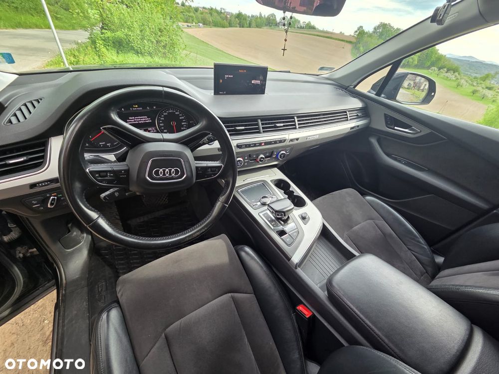 Audi Q7 - 24