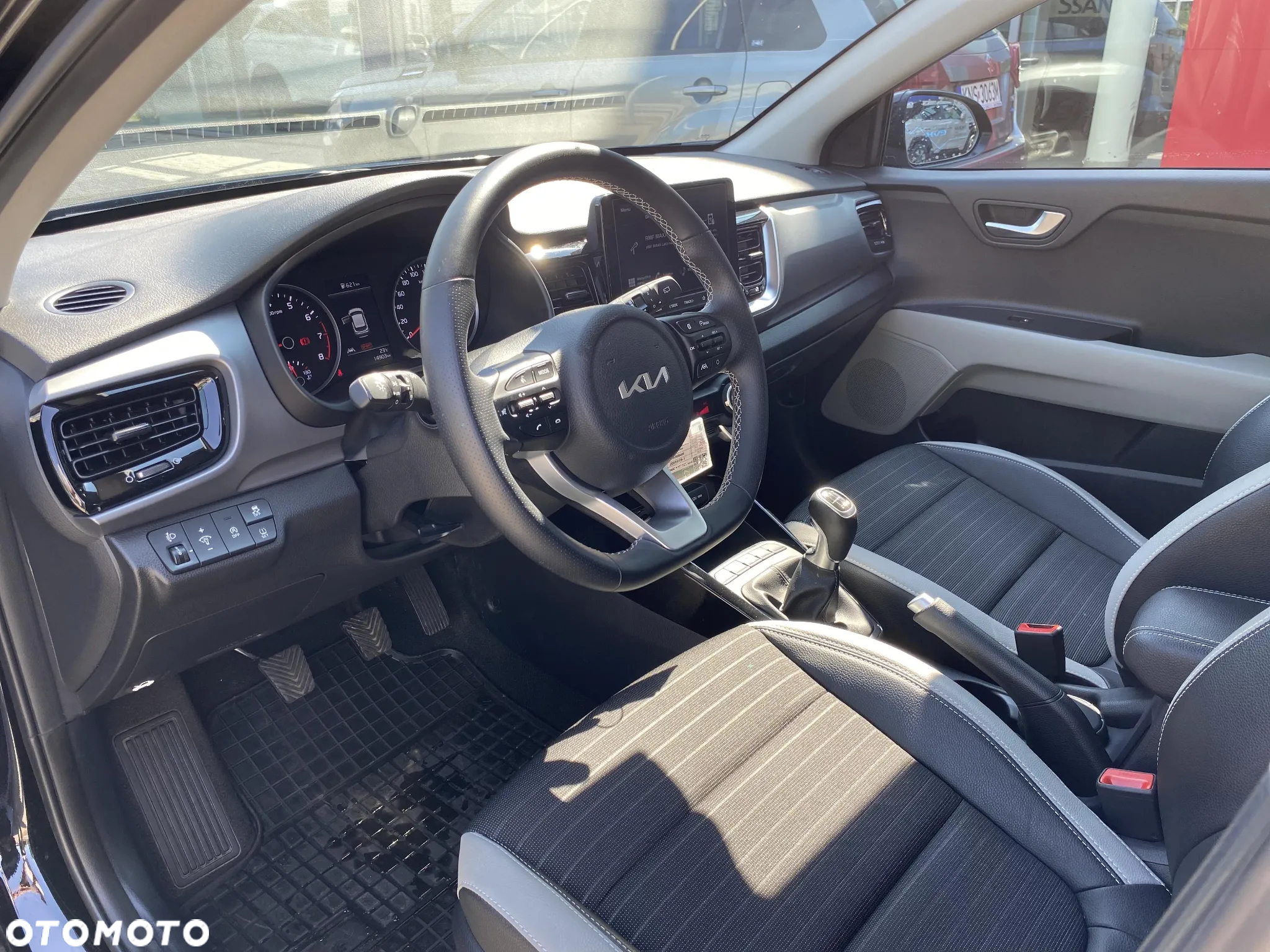 Kia Stonic 1.0 T-GDI L - 9