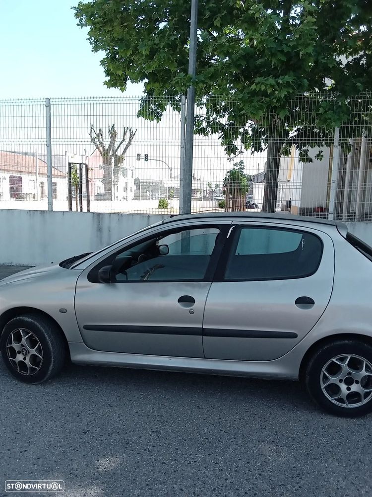 Peugeot 206 1.1 XR - 8