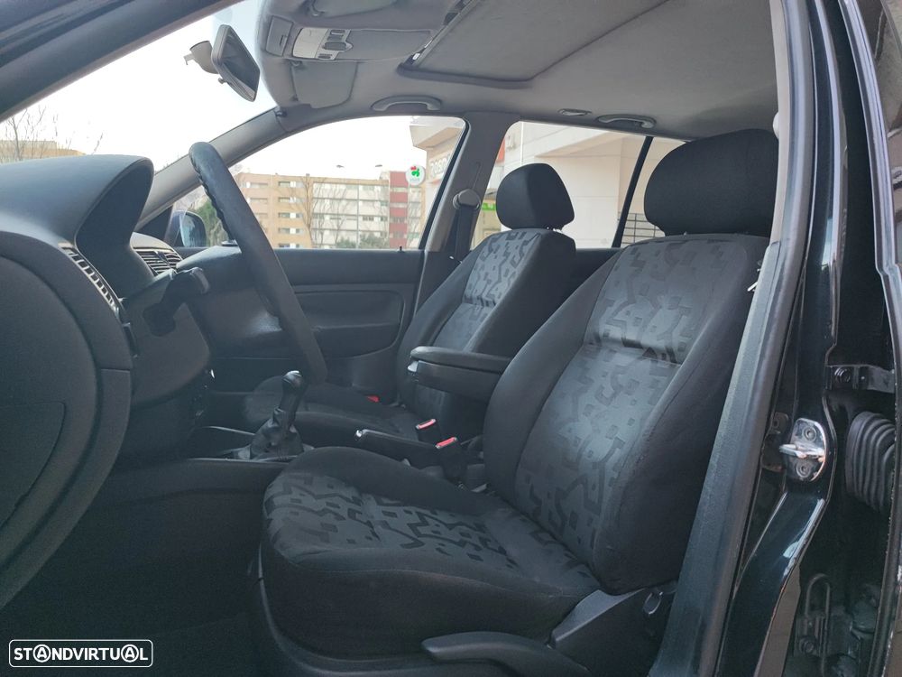 VW Golf 1.4i Confortline JE - 14