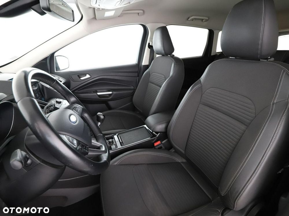 Ford Kuga 2.0 TDCi 2x4 Business Edition - 14