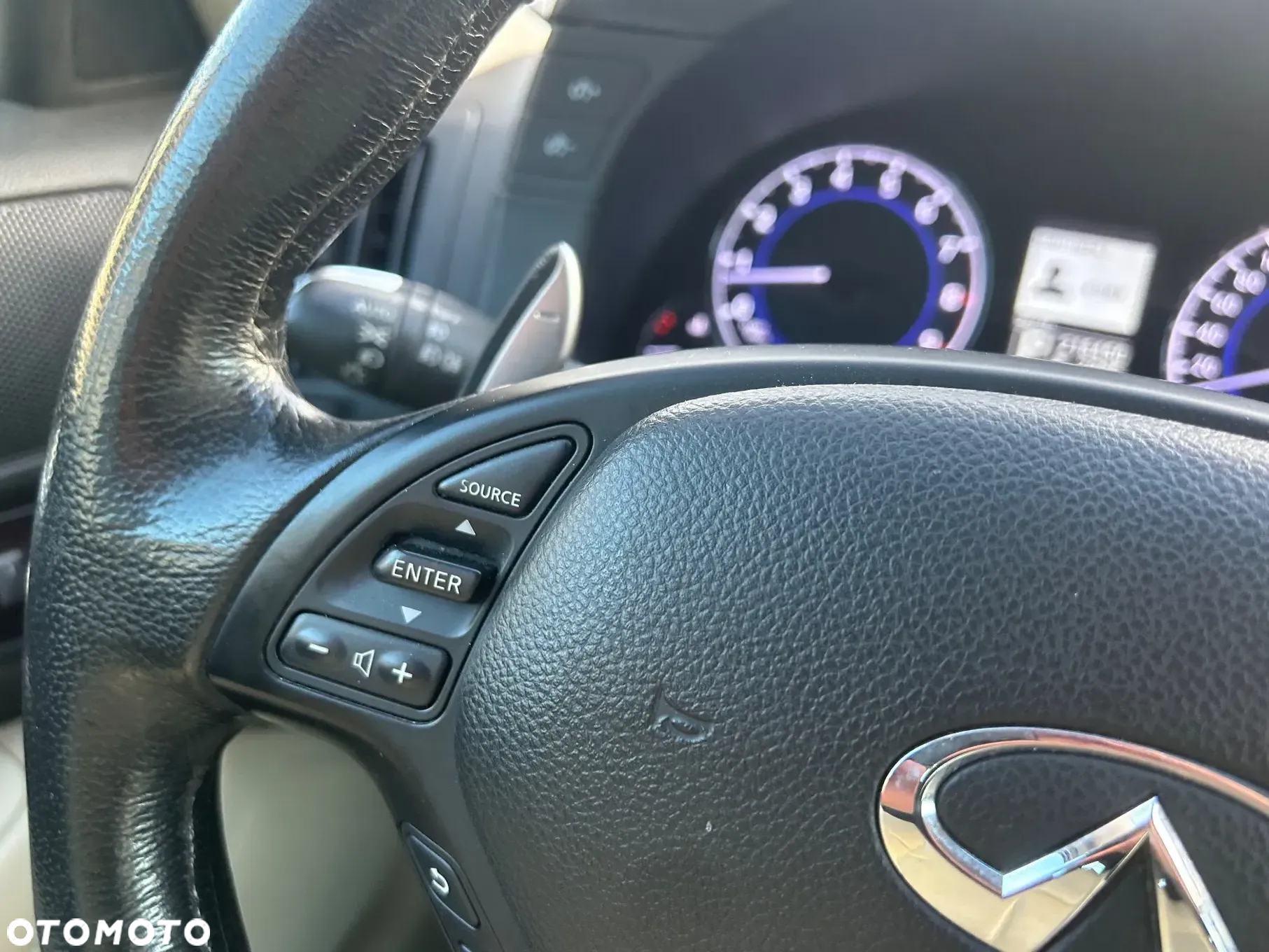 Infiniti G G37 AWD - 13