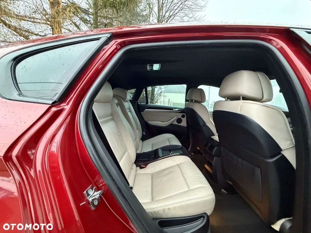 BMW X6 xDrive50i - 29