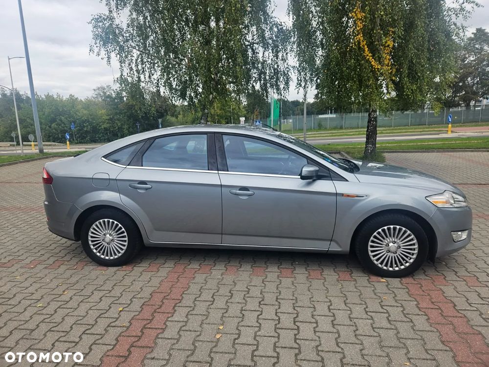 Ford Mondeo 2.0 Trend - 4