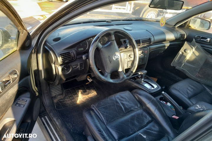 Compresor AC 8D0260805J 8D0260805J Volkswagen VW Passat B5.5 [facelif - 8