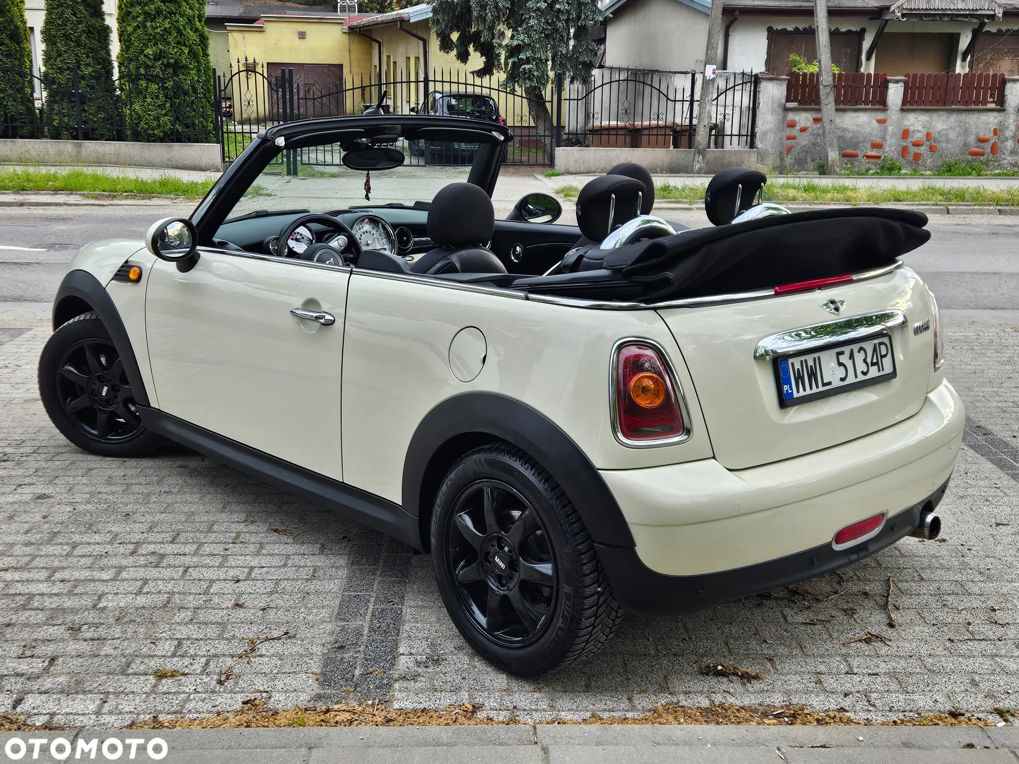 MINI Cooper Cabrio - 3