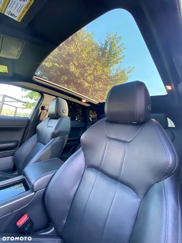 Land Rover Range Rover Evoque - 17