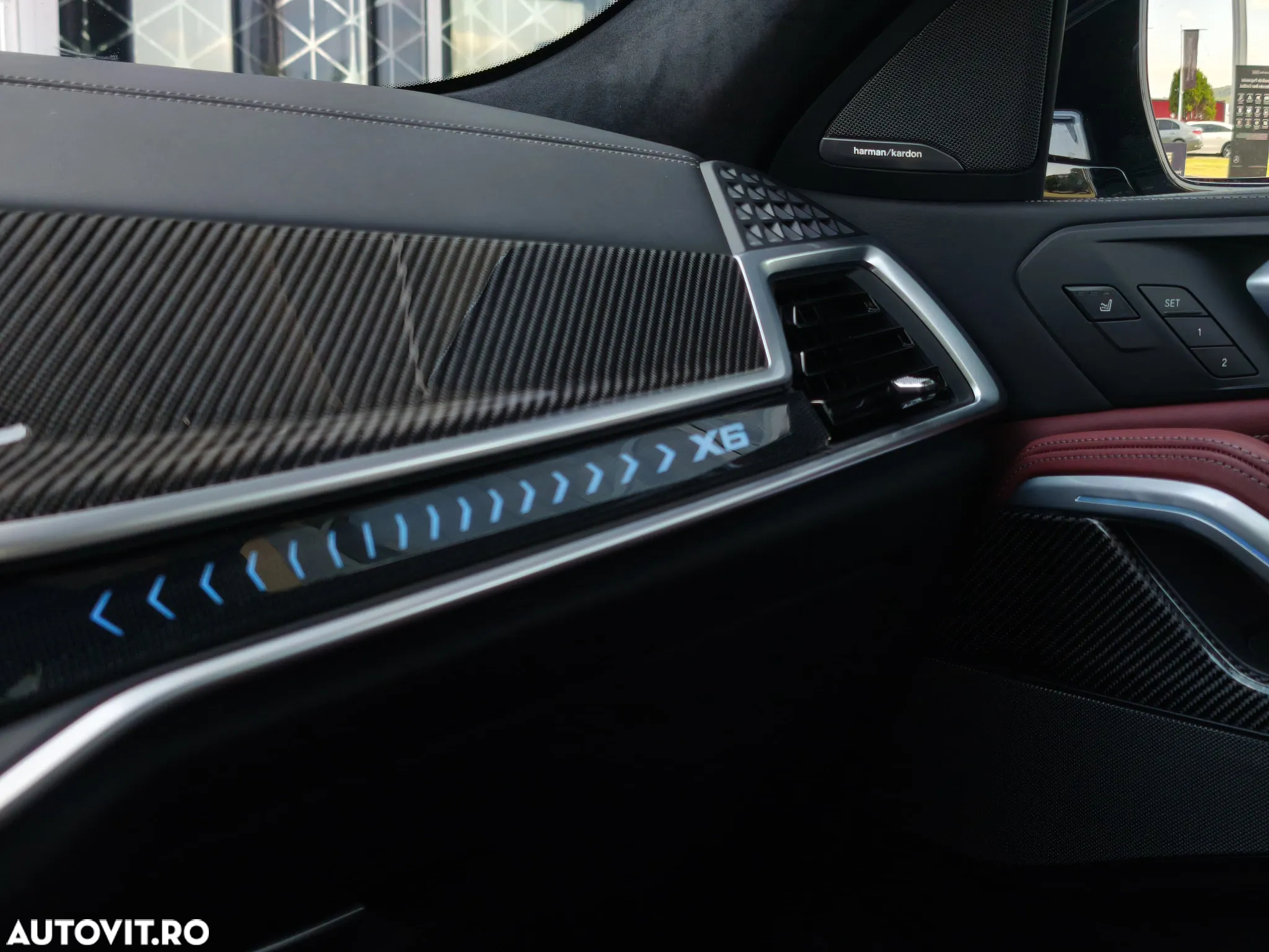 BMW X6 xDrive40i AT MHEV - 28