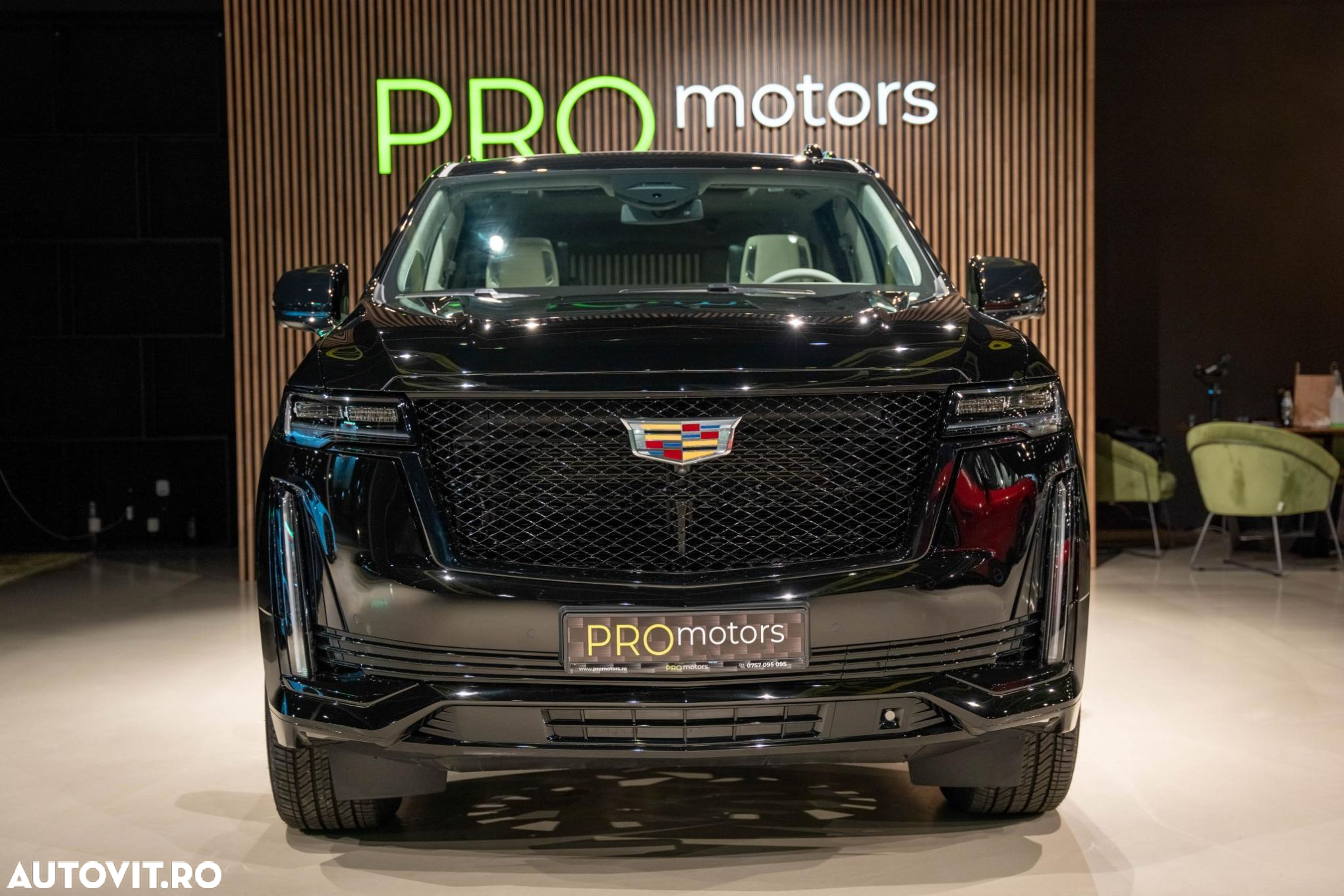 Cadillac Escalade - 11