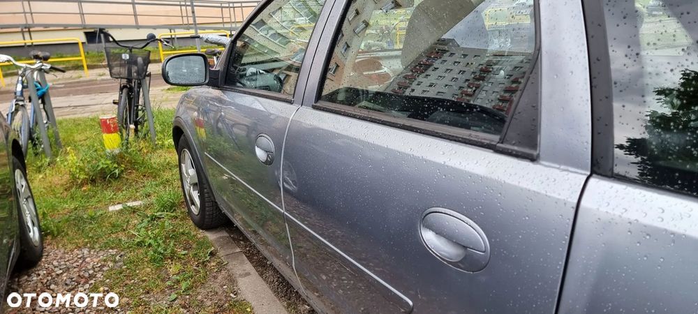 Opel Corsa - 4