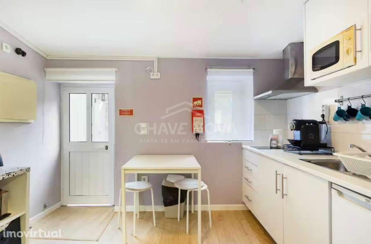 Moradia T1 típica com licença A.L em campanha Porto - Grande imagem: 2/9