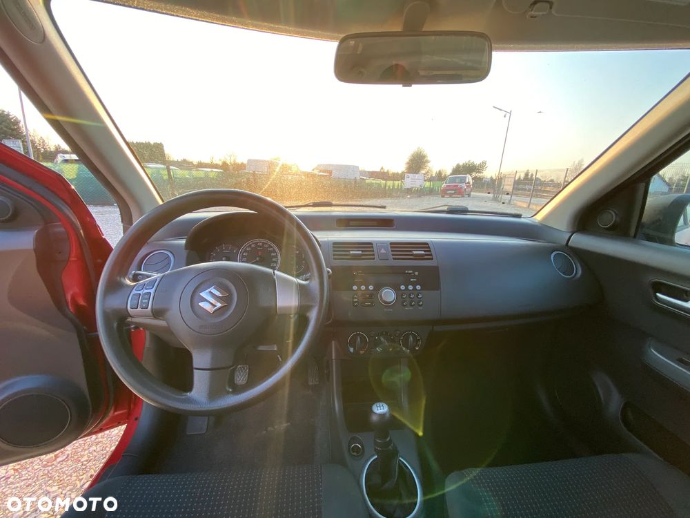 Suzuki Swift 1.5 Comfort+ - 11