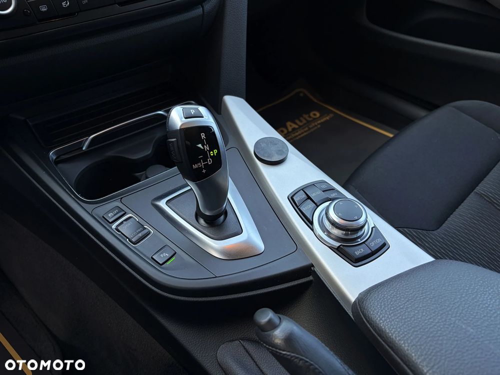 BMW Seria 4 420d Sport-Aut Advantage - 31