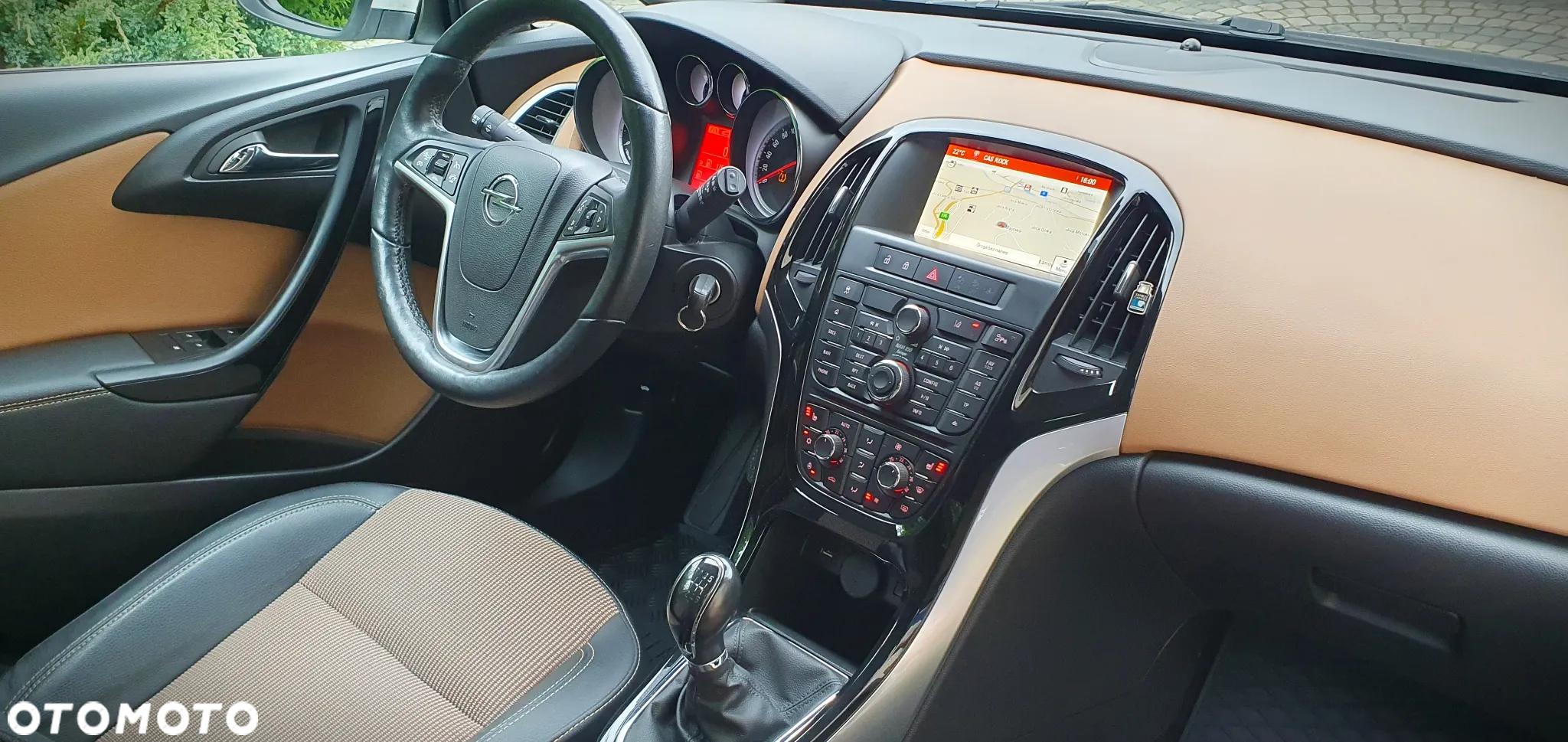 Opel Astra 2.0 CDTI Exklusiv - 8
