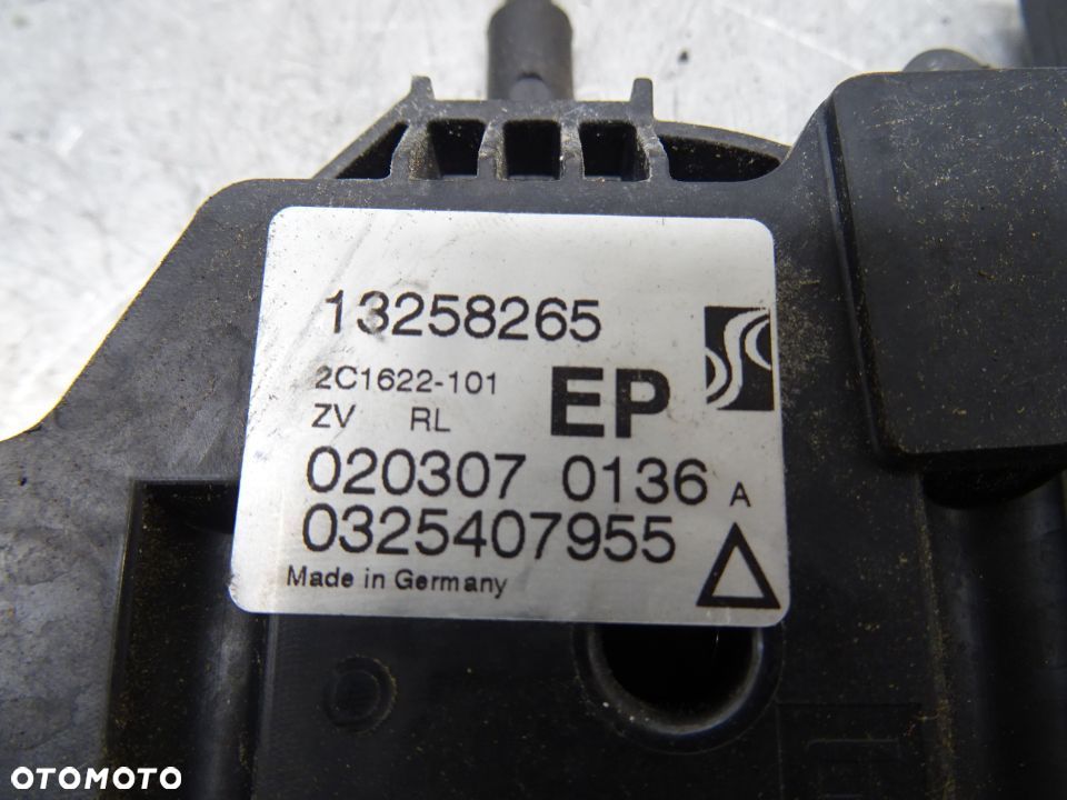 OPEL CORSA D HB 5D 06-10 ZAMEK DRZWI PRAWY PRZÓD PRAWY LEWY TYŁ - 4