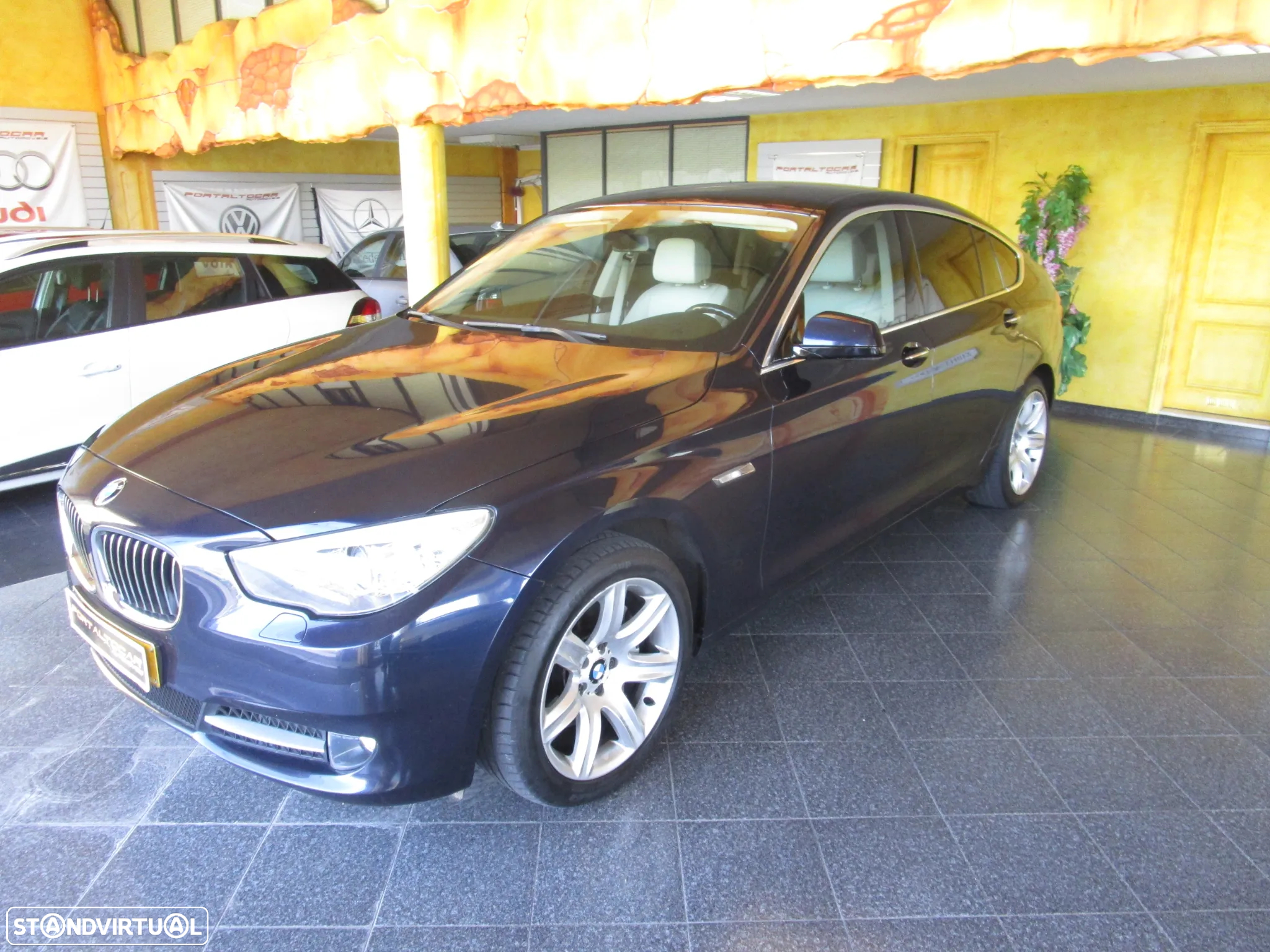 BMW 520 Gran Turismo d Line Luxury - 11