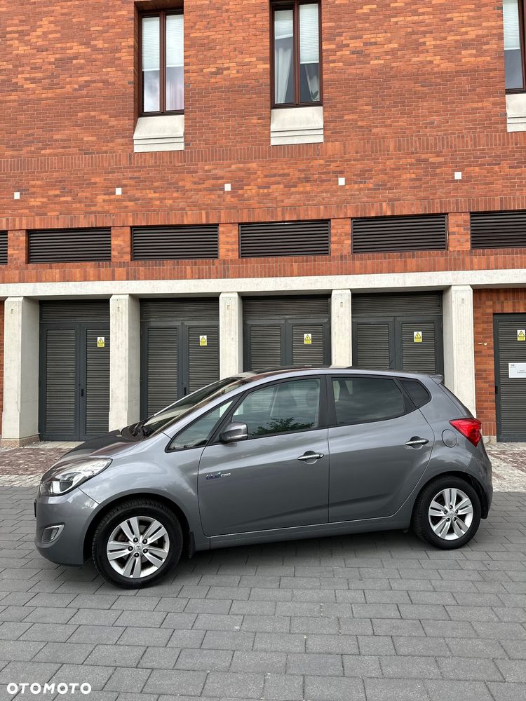 Hyundai ix20 1.4 blue Trend - 17