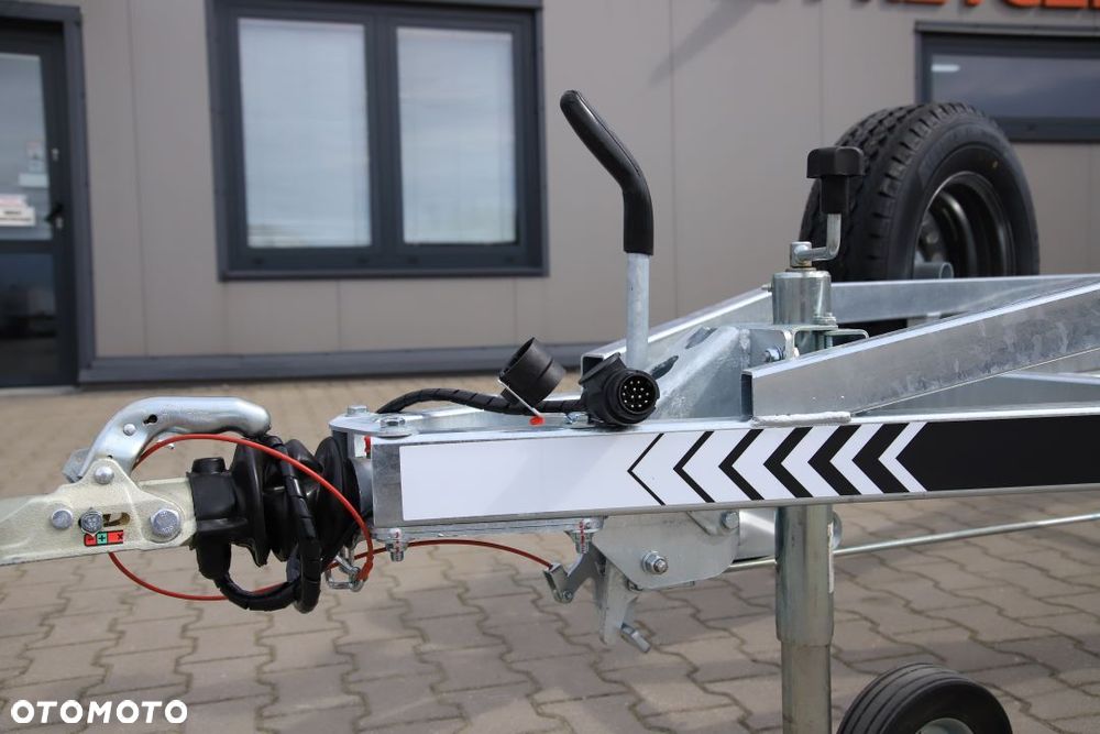 Lorries Przyczepa Podłodziowa PP25-8025 Do Łodzi Max 7,8 M DMC 2700 kg Tylne Lampy LED - 18