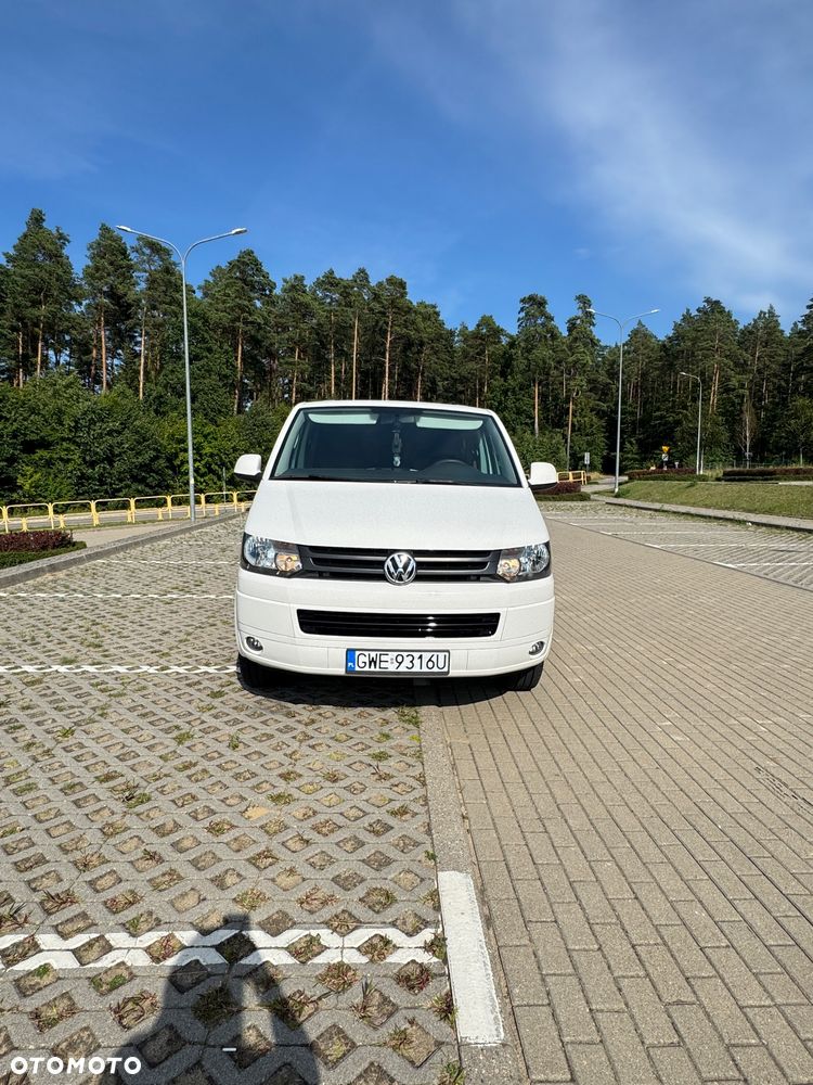 Volkswagen Caravelle - 5