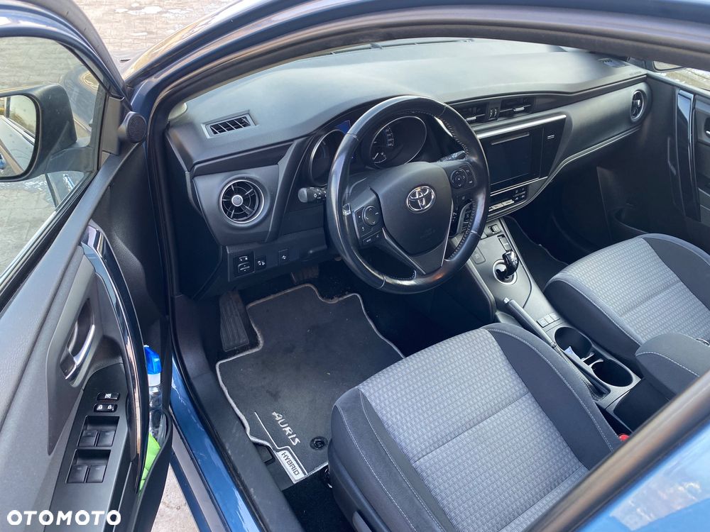 Toyota Auris - 21