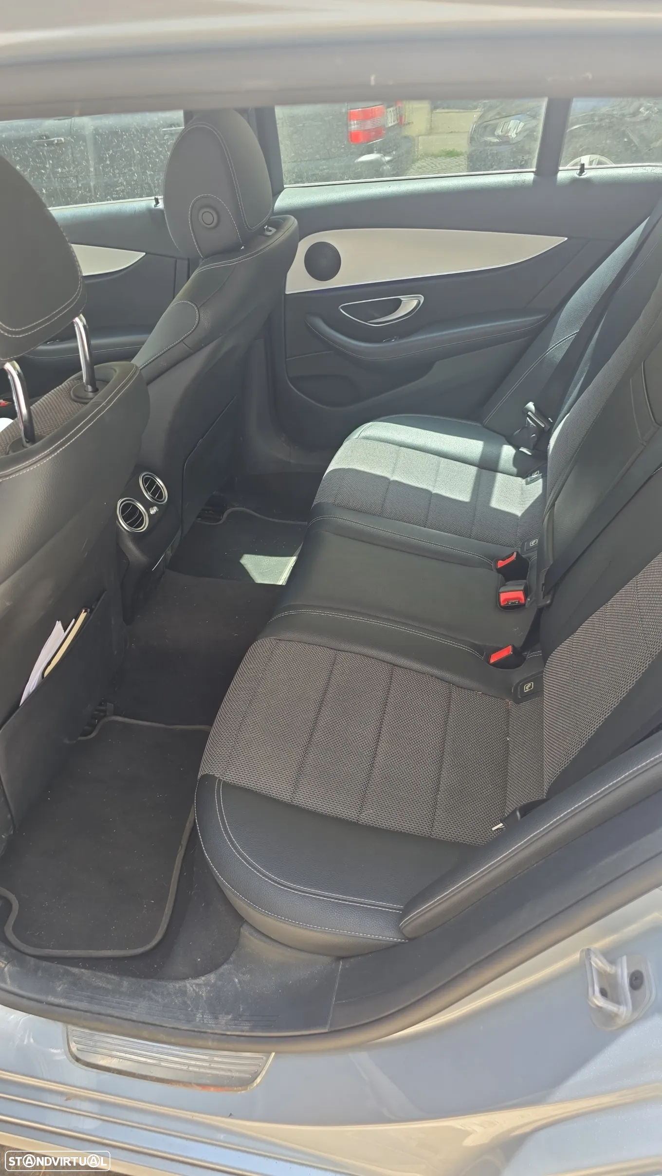 Mercedes-Benz E 300 de Avantgarde - 7