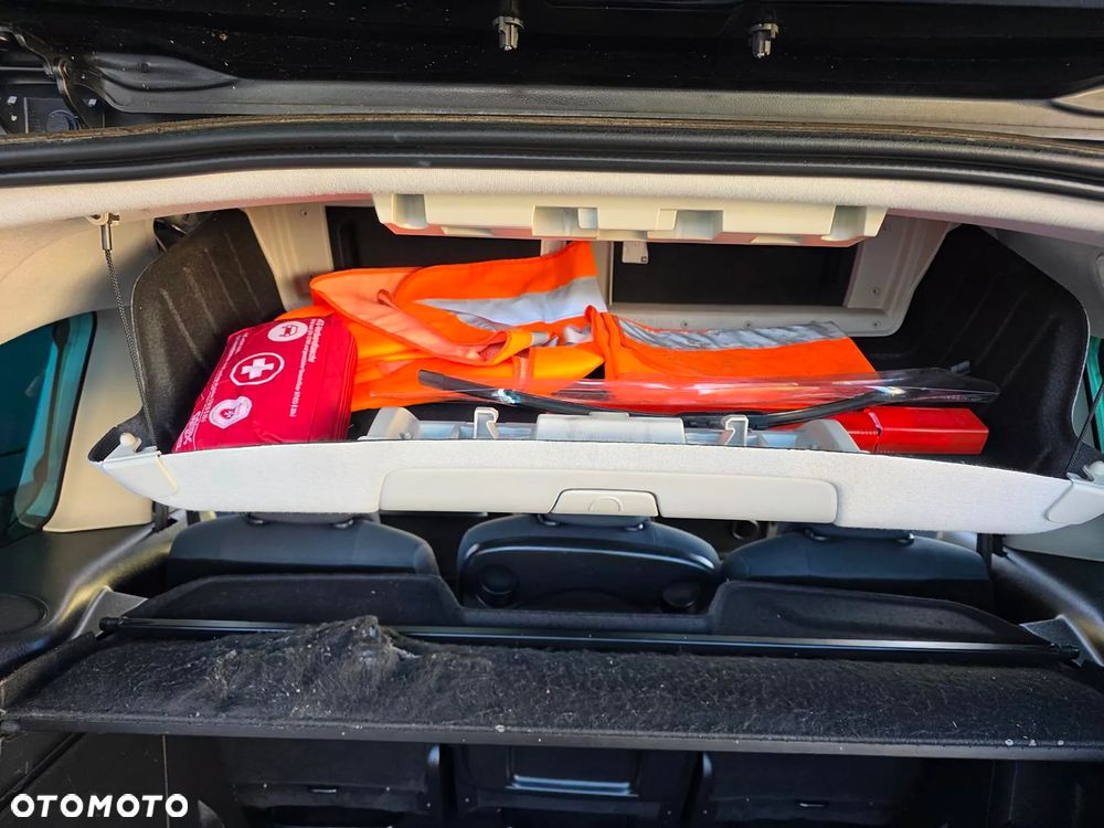 Peugeot Partner Tepee HDi FAP 110 Tendance mit Familien-Paket - 34