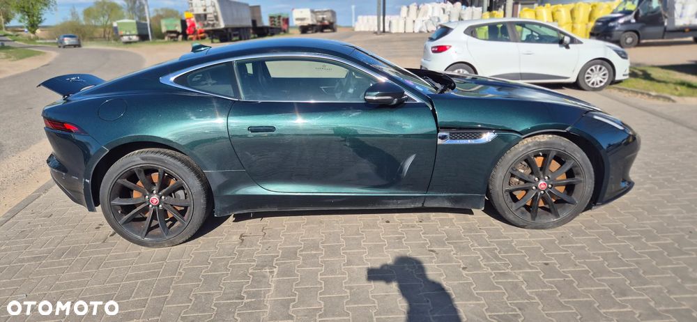 Jaguar F-Type 2.0 Turbo R-Dynamic - 11