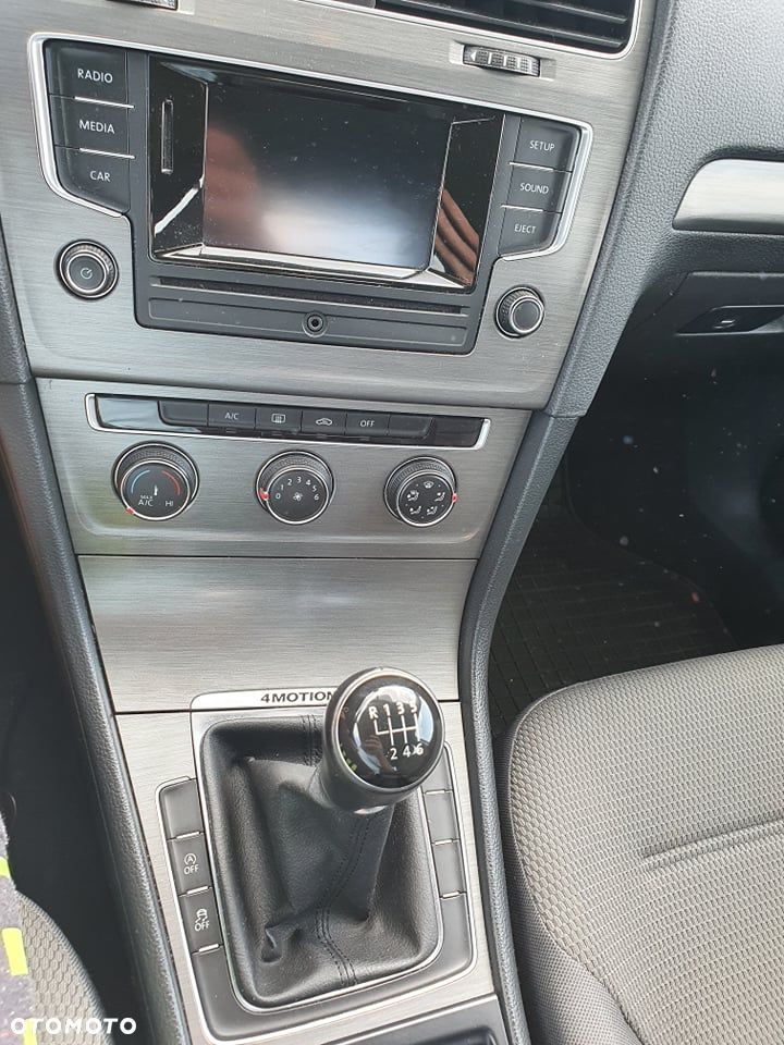 Volkswagen Golf 1.6 TDI DPF Trendline - 6