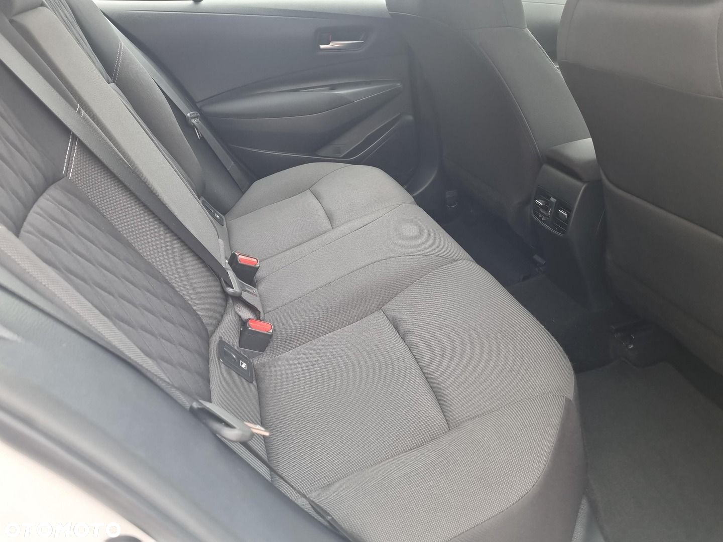 Toyota Corolla 1.5 Comfort - 11