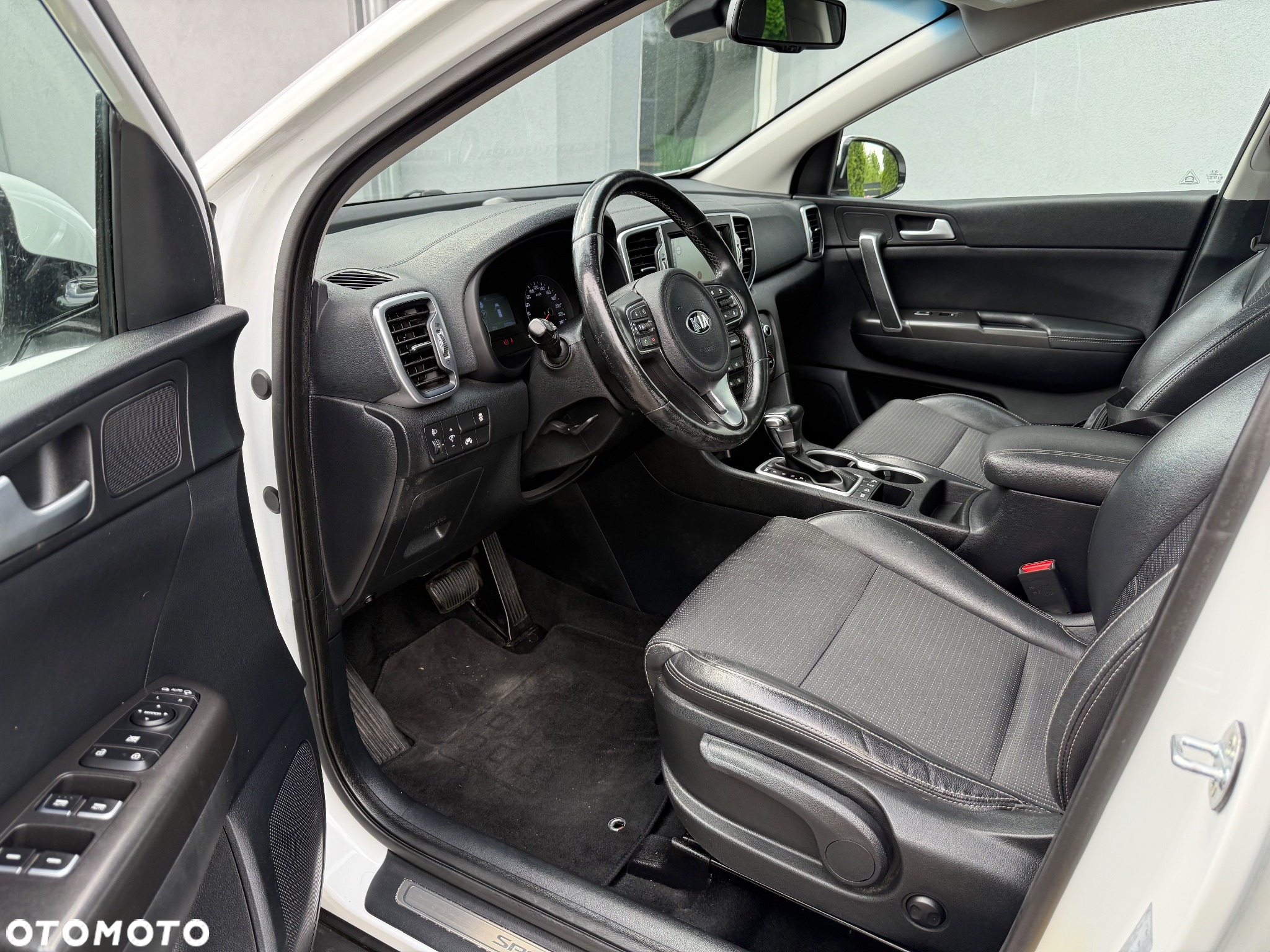 Kia Sportage 2,0 CRDI AWD Vision - 6