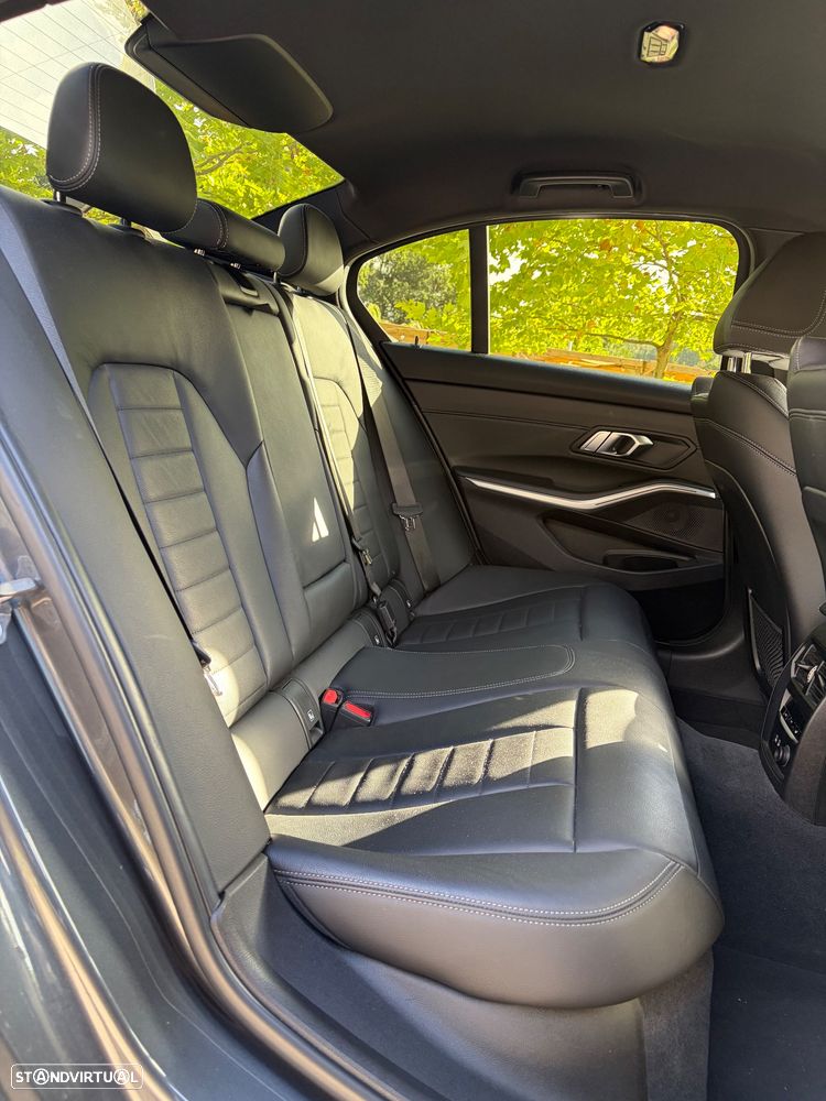 BMW 320 d Pack M Auto - 10
