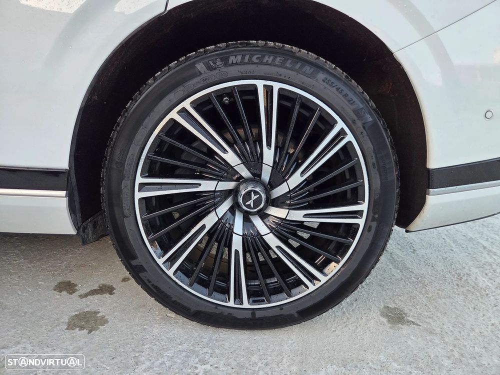 Xpeng G9 98 kWh AWD Performance + Pack Premium - 37