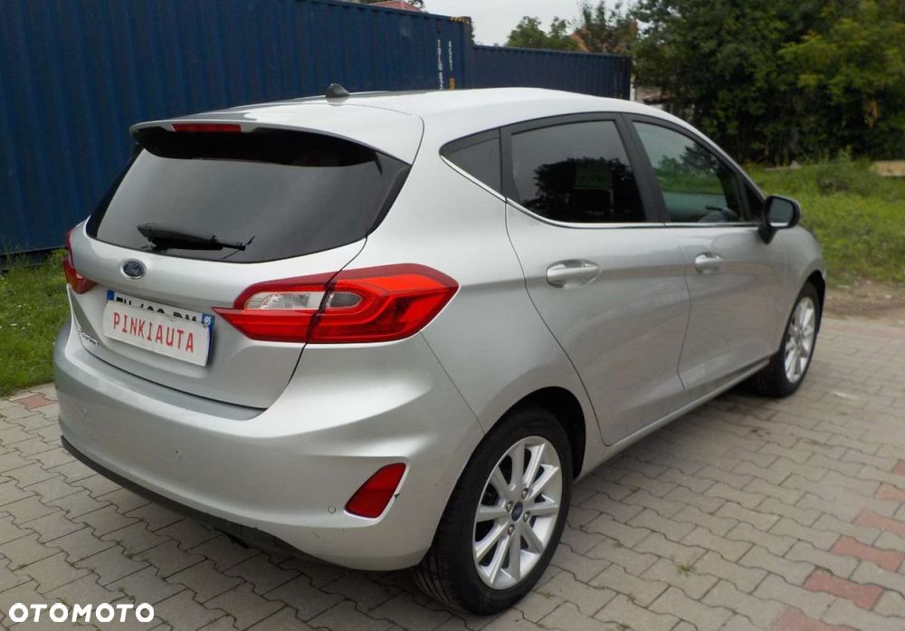 Ford Fiesta - 9