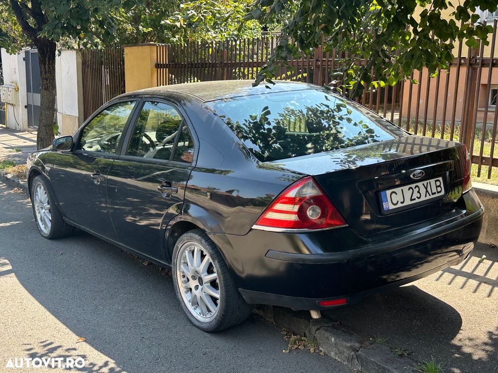 Ford Mondeo 2.0 Ambiente - 2