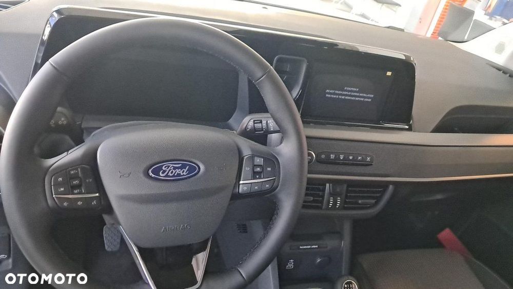 Ford Tourneo Courier - 9