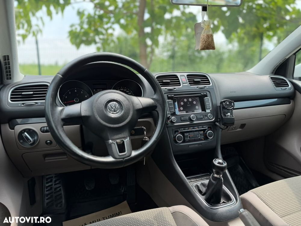 VOLKSWAGEN Golf 2010 — imagine 7