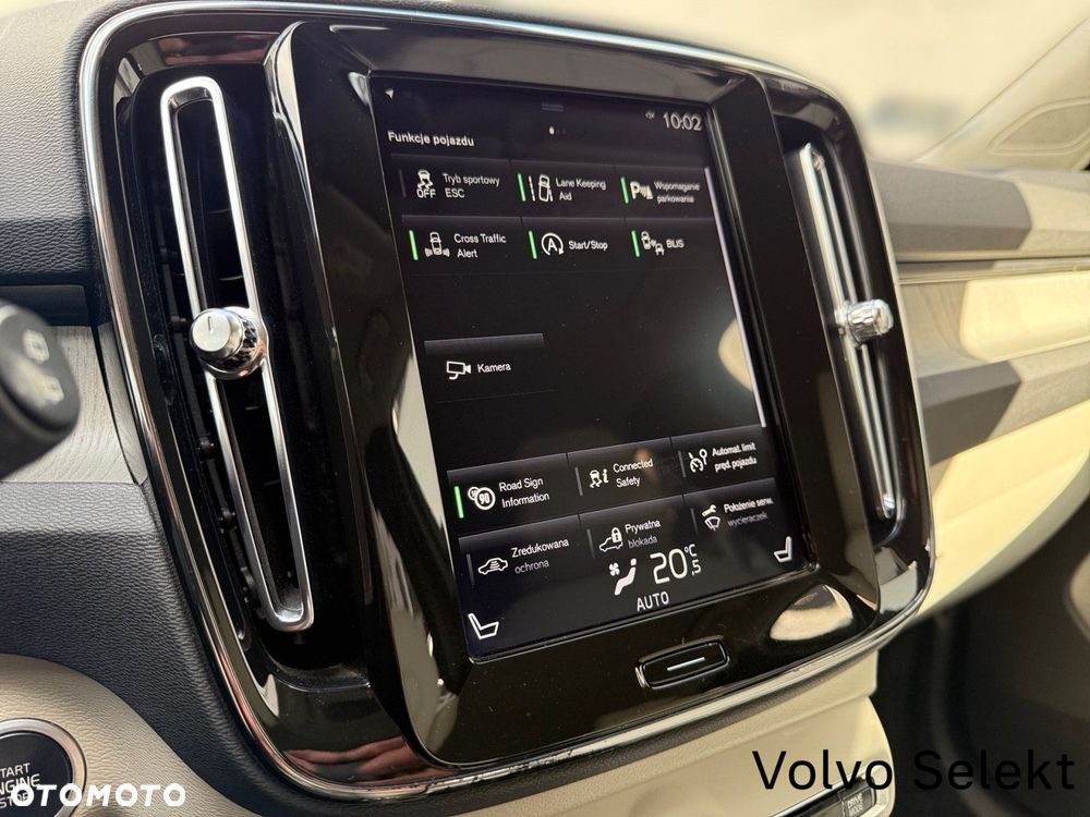 Volvo XC 40 - 18