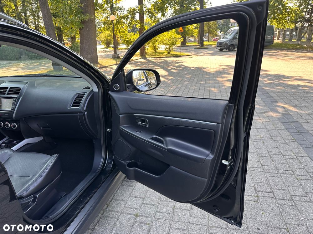 Mitsubishi ASX 1.8 DI-D 2WD Instyle - 25