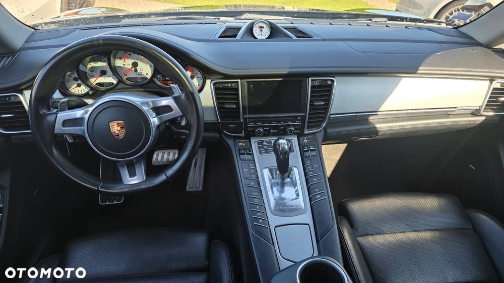 Porsche Panamera 4S Executive PDK - 21