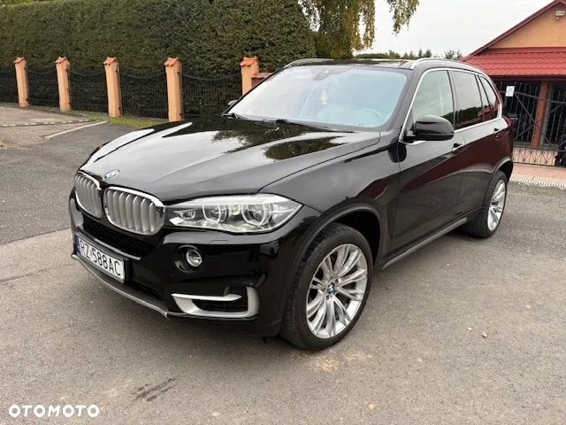 BMW X5 xDrive40d - 11