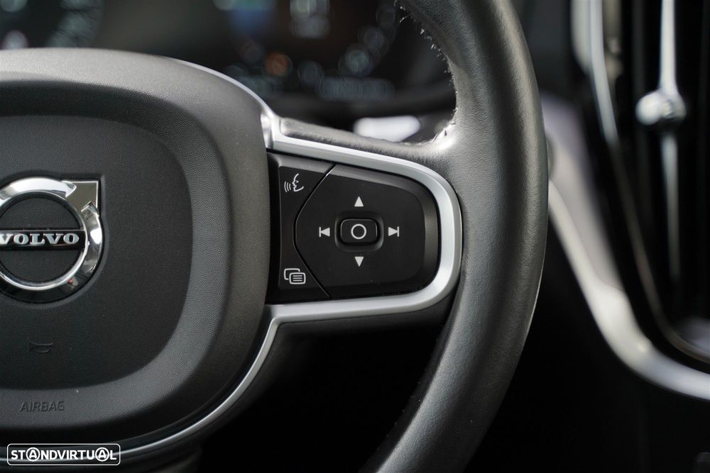 Volvo V60 2.0 T6 AWD TE R-Design Expression - 19