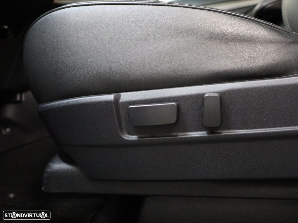 Mitsubishi Outlander 2.4 Instyle - 18