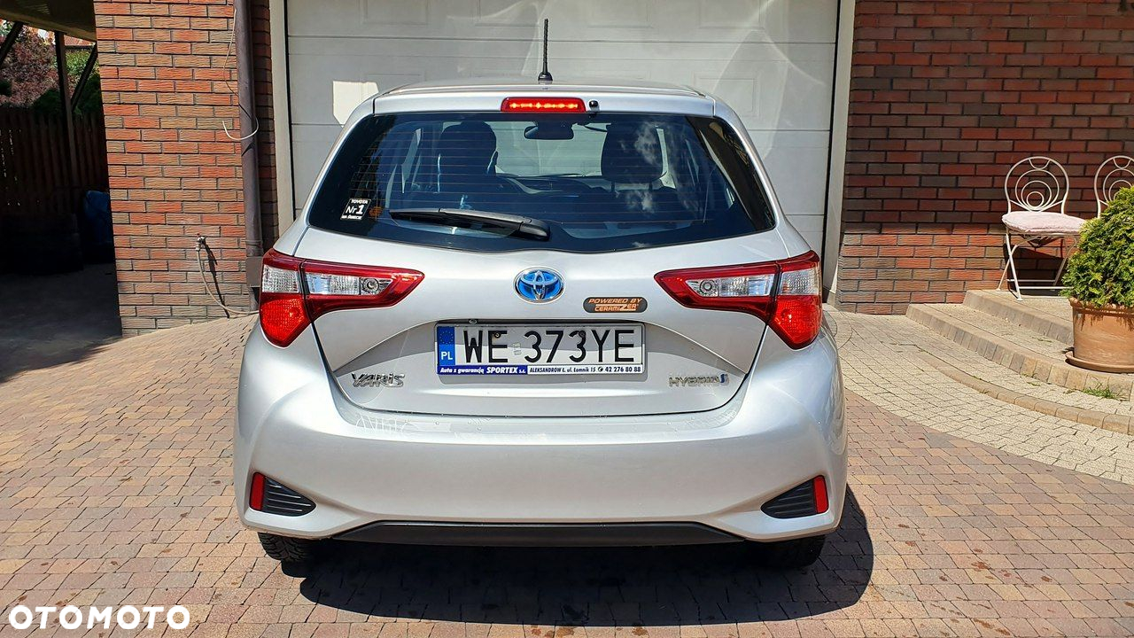 Toyota Yaris - 12
