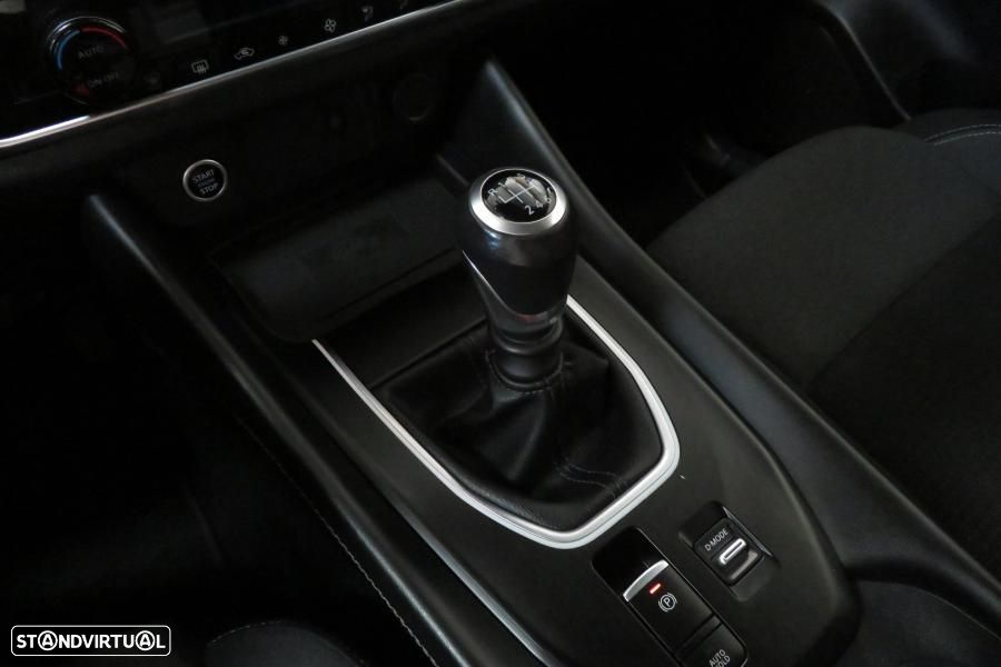 Nissan Qashqai 1.3 DIG-T N-Connecta LED - 24