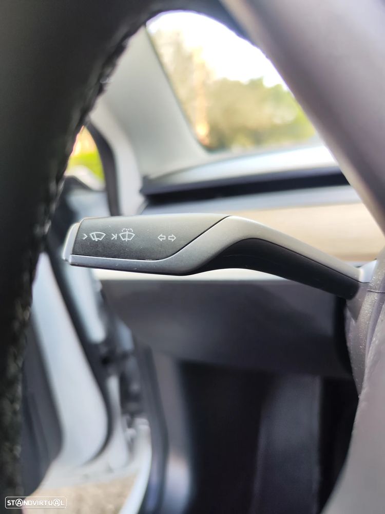 Tesla Model 3 Standard Range Plus RWD - 29