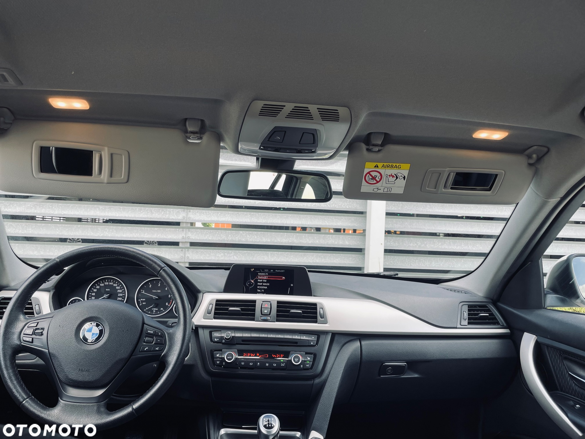 BMW Seria 3 320d Touring - 29