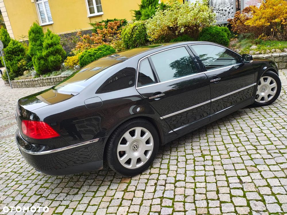 Volkswagen Phaeton - 5