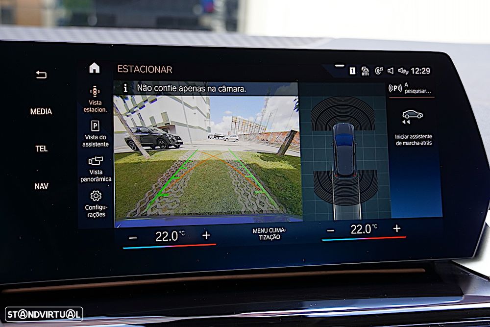 BMW 225xe Active Tourer e xDrive Edição Optimized - 31