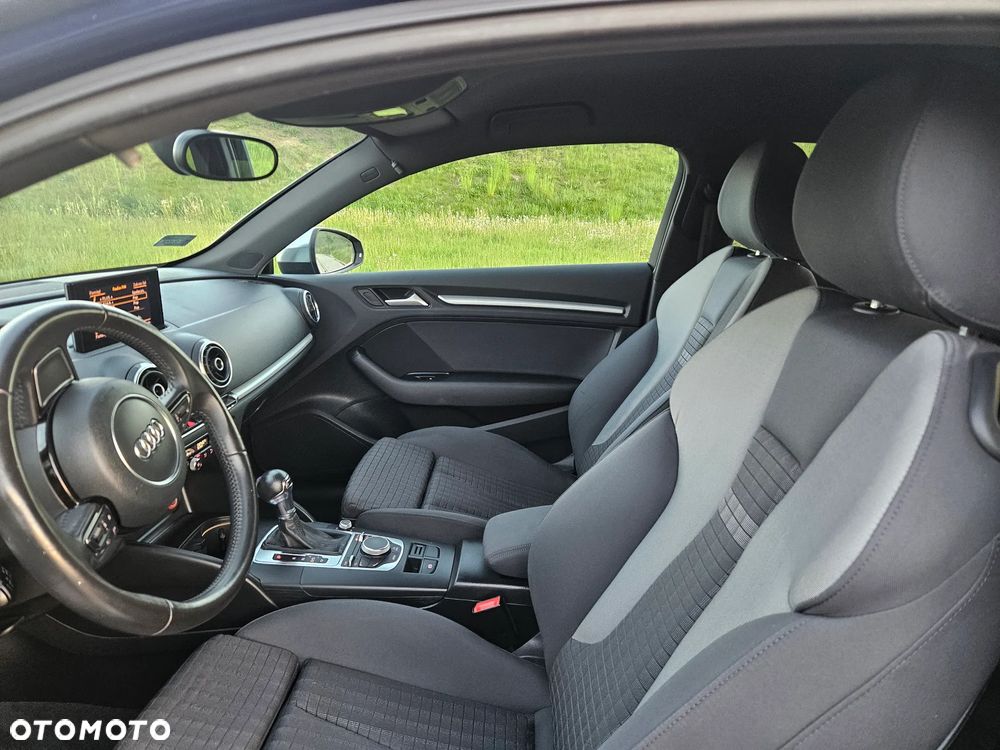 Audi A3 3-drzwiowe 1.8 TFSI Ambiente S tronic - 9