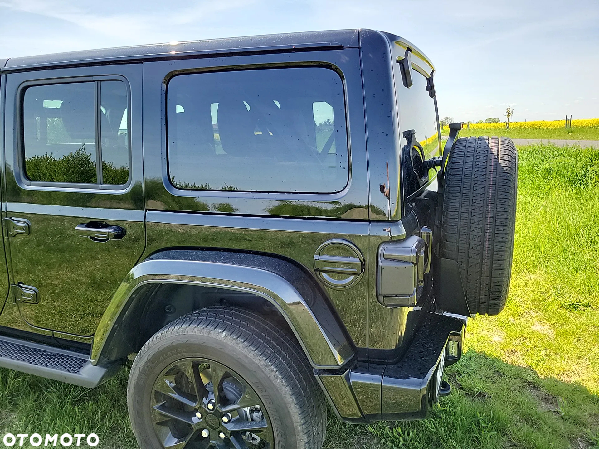 Jeep Wrangler - 8